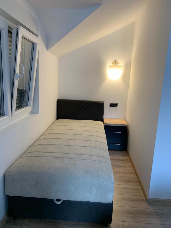 Prenociste & Restoran - Kasic Bed & Breakfast Brodarevo Exterior photo