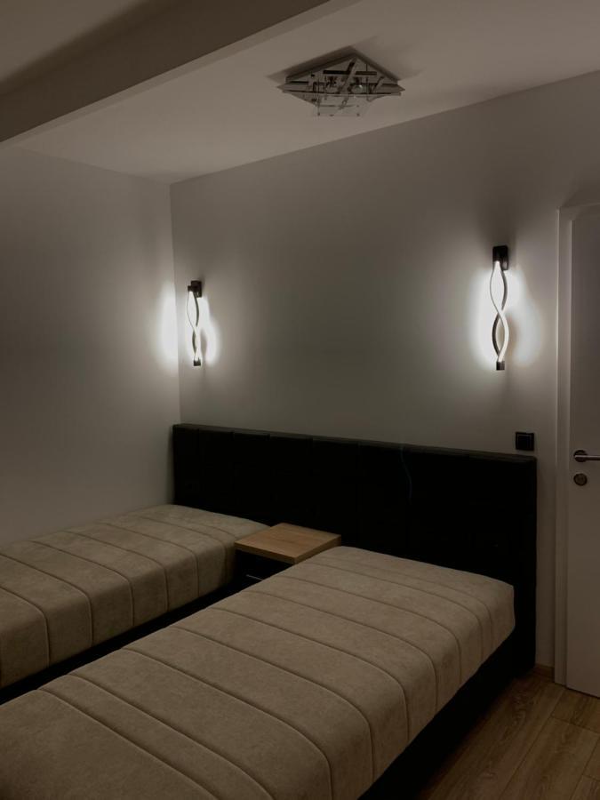 Prenociste & Restoran - Kasic Bed & Breakfast Brodarevo Exterior photo